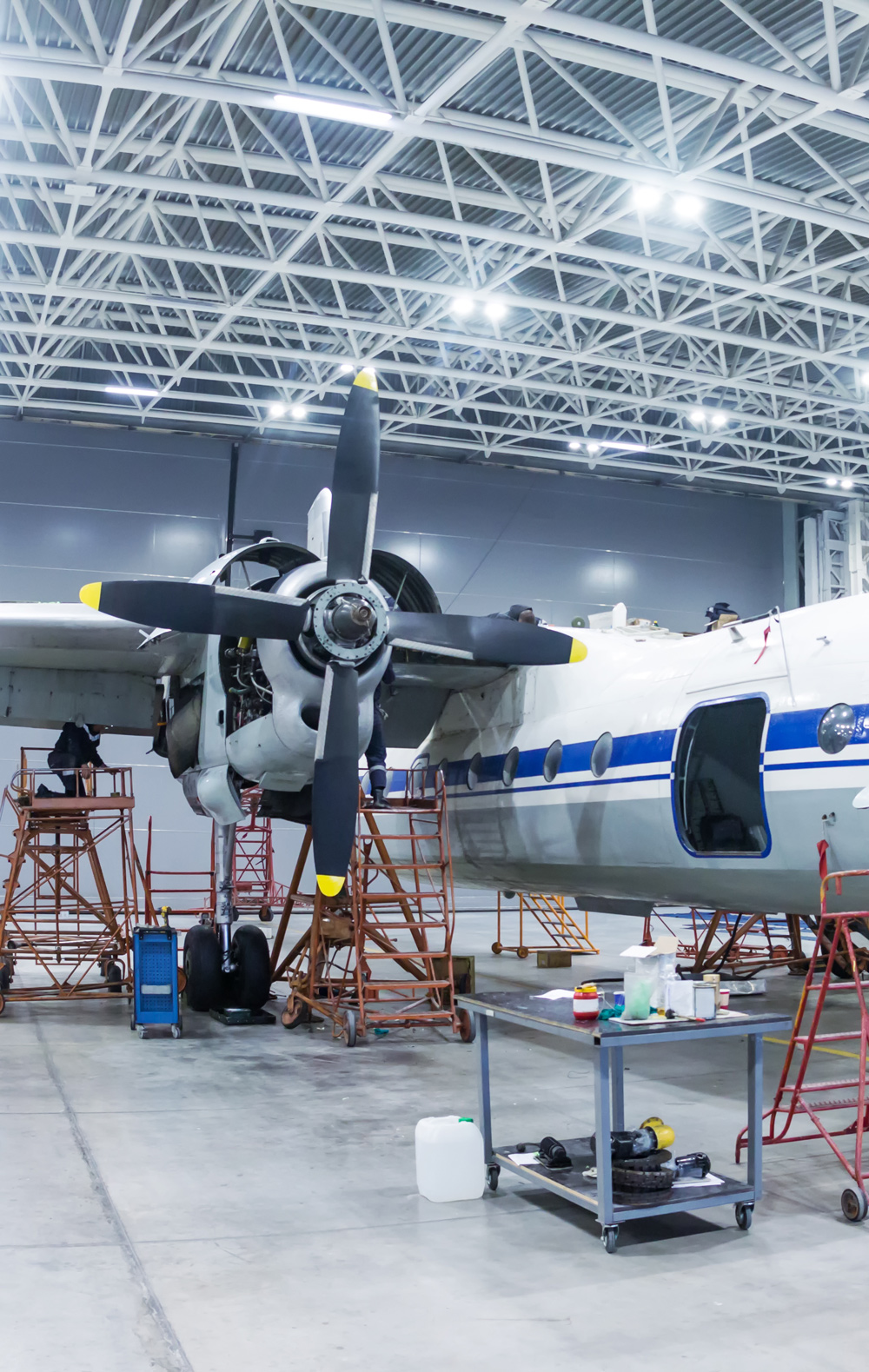 avionics manufacturer avionics manufacturer